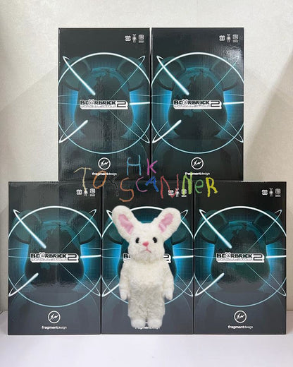 (In-stock) BE@RBRICK WORLD WIDE TOUR 2 fragmentdesign Rabbit x Wolf 400%